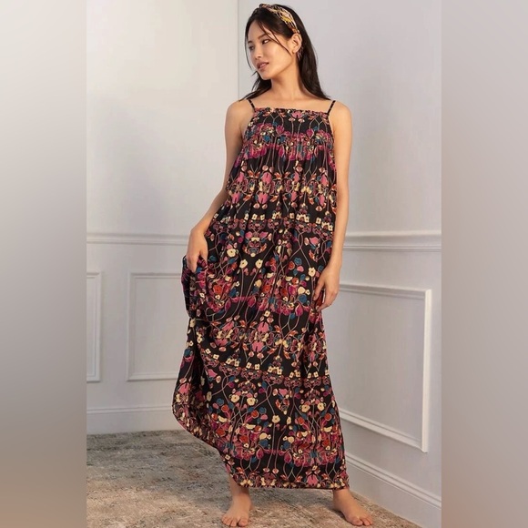 Anthropologie Dresses & Skirts - ANTHROPOLOGIE Quilted Floral Maxi Dress
